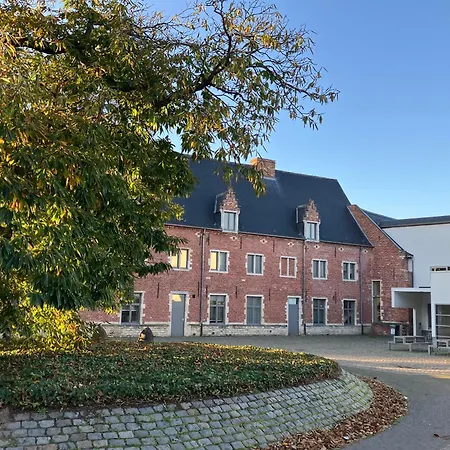 Next To Arenberg Castle Leuven, 3 Bedroom With Garage Apartment Leuven
